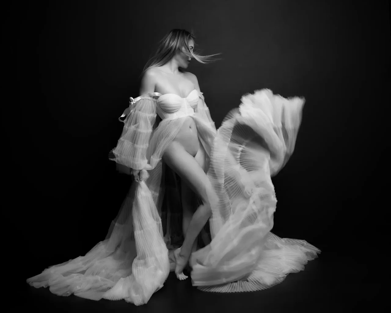 nude boudoir photography Westchester NY photo studio by Julia Juliati